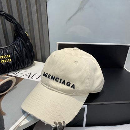 251028 New essential baseball cap for daily outfits