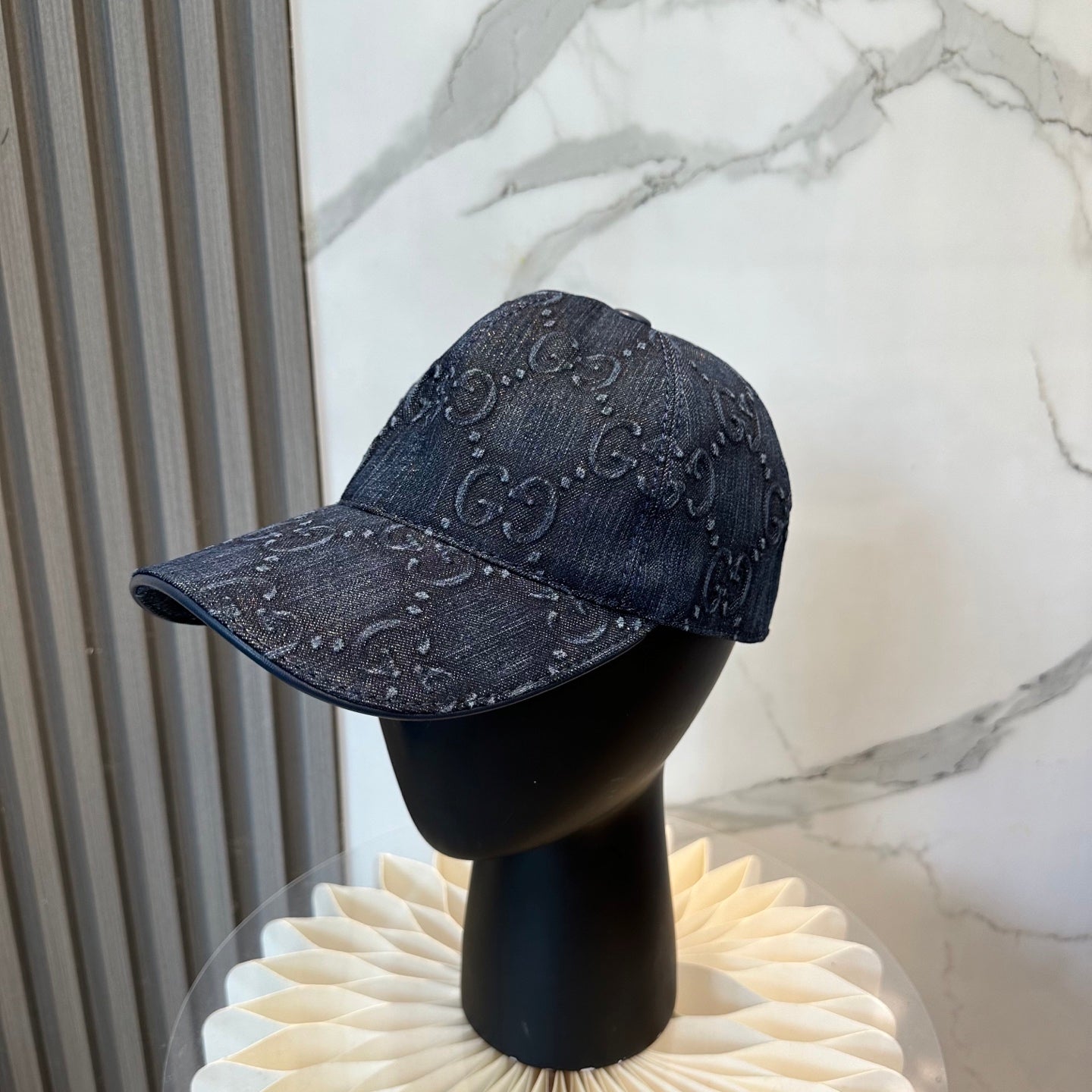 251028 New daily wear wash-and-wear distressed baseball cap