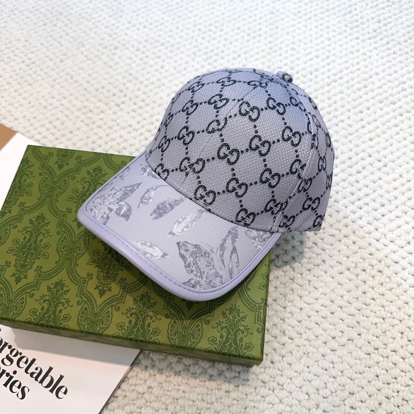251028 New essential baseball cap for daily outfits