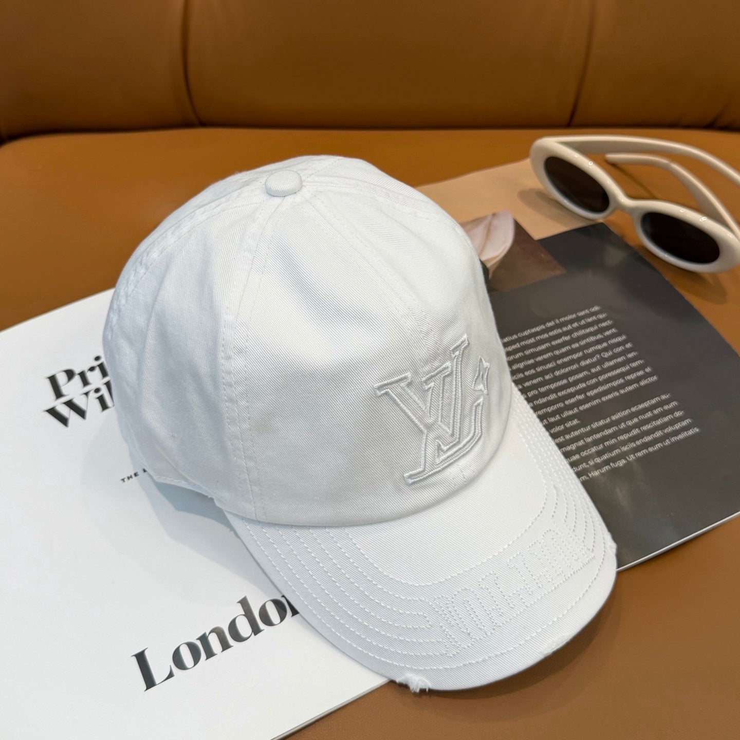 260311 New simple and bold embroidered baseball cap