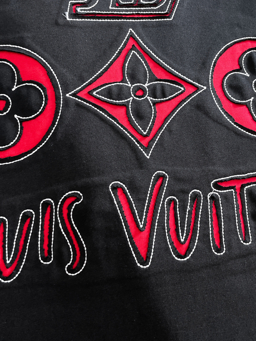 060311 New high-quality fabric embroidered T-shirt