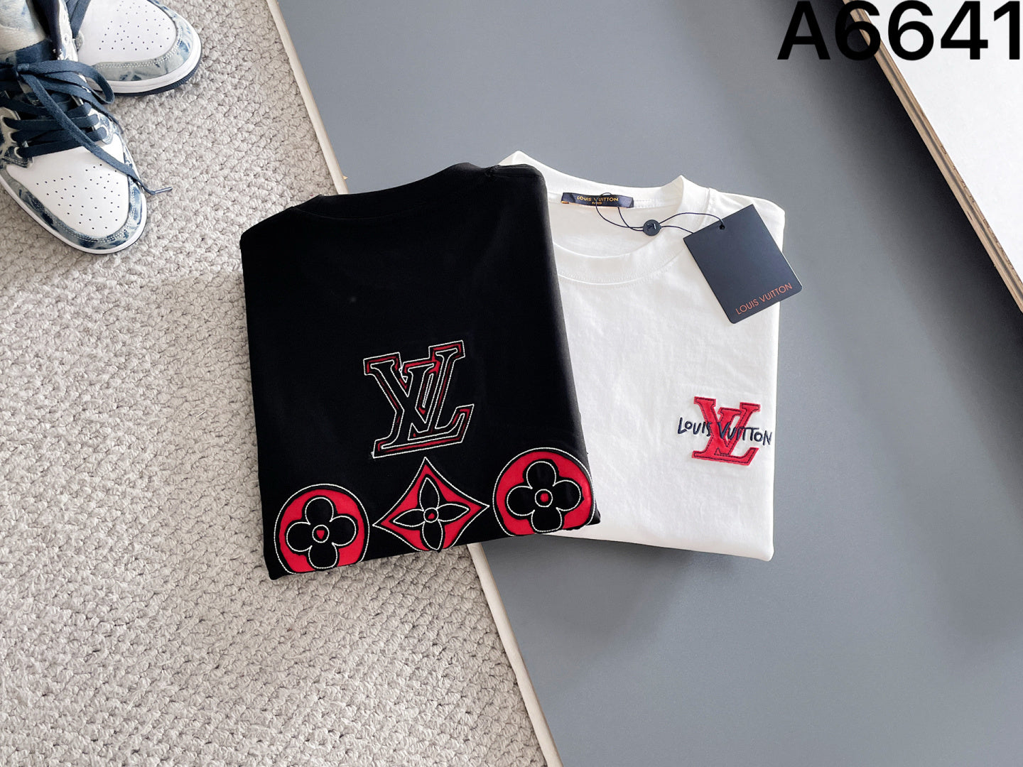060311 New high-quality fabric embroidered T-shirt
