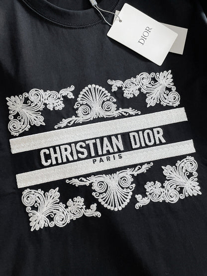060311 New high-quality large-scale embroidered T-shirt