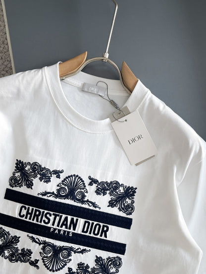 060311 New high-quality large-scale embroidered T-shirt