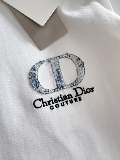 060311 New high-quality embroidered T-shirt with fabric pattern