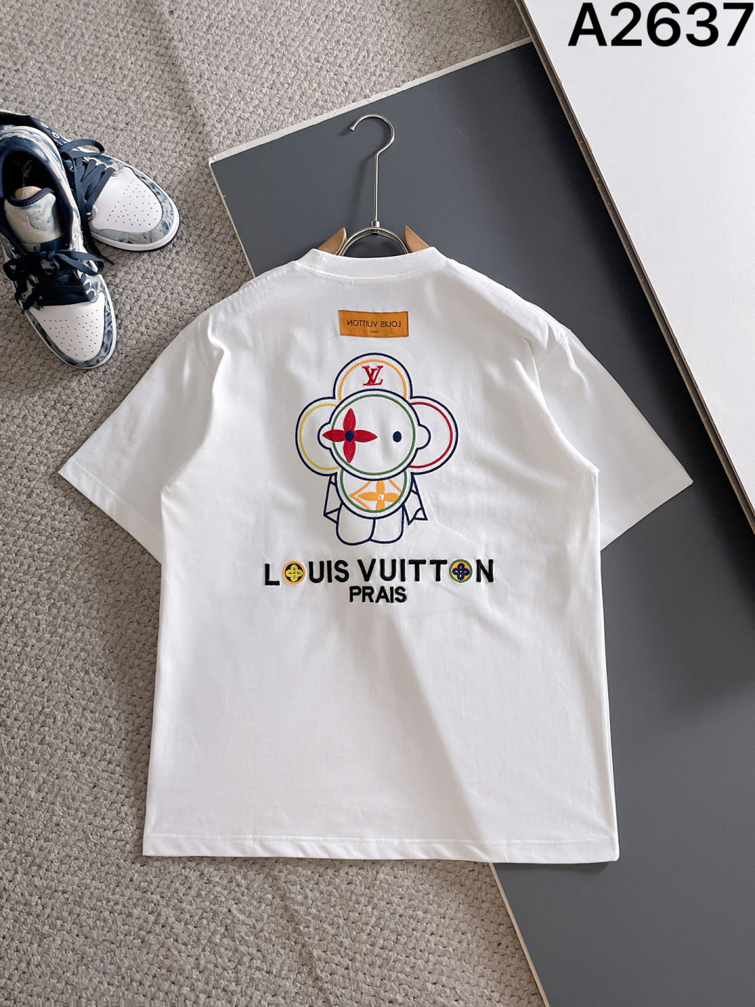 060311 New high-quality embroidered color-matched T-shirt