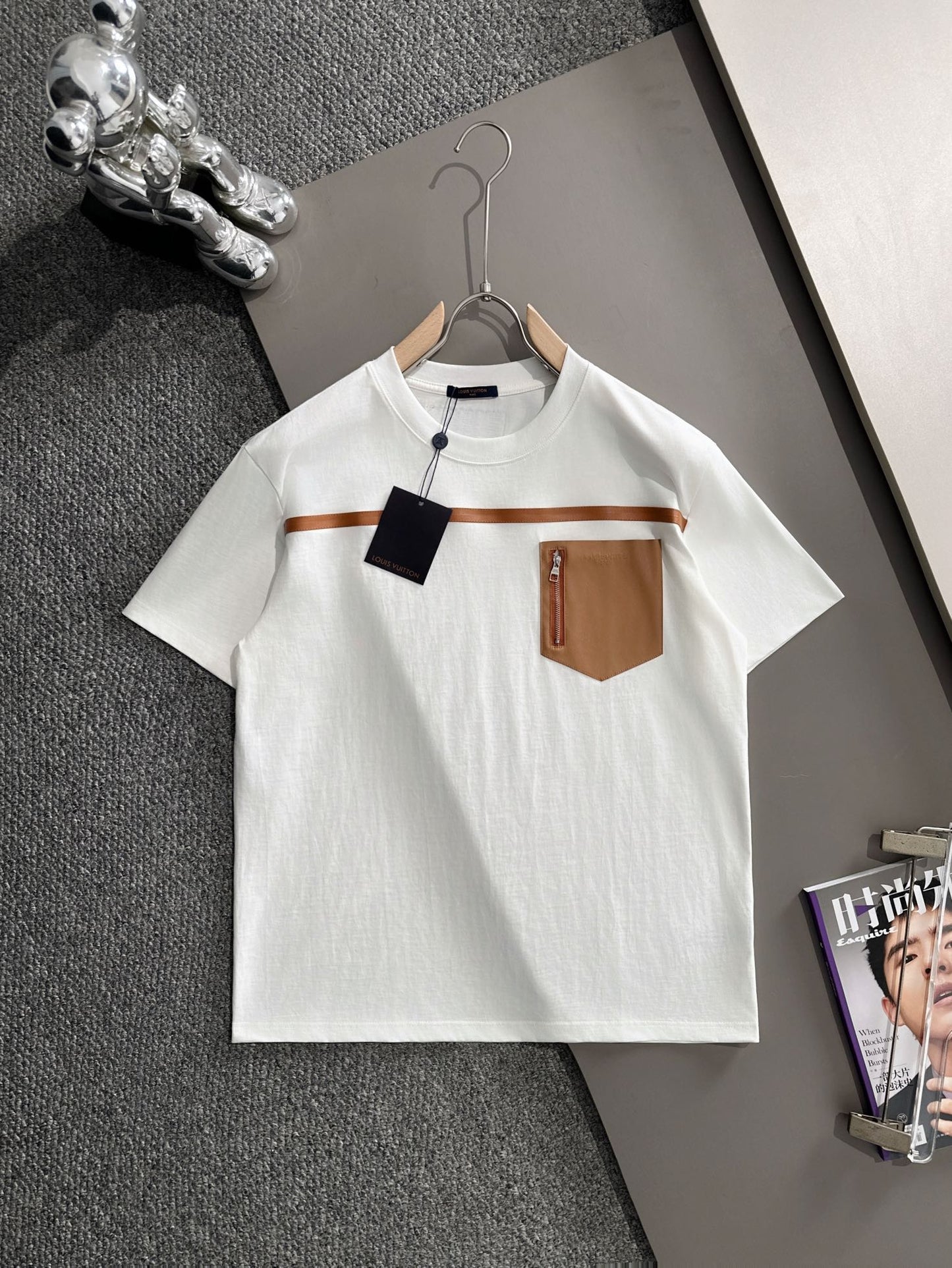 060311 New high-quality zipper pocket T-shirt