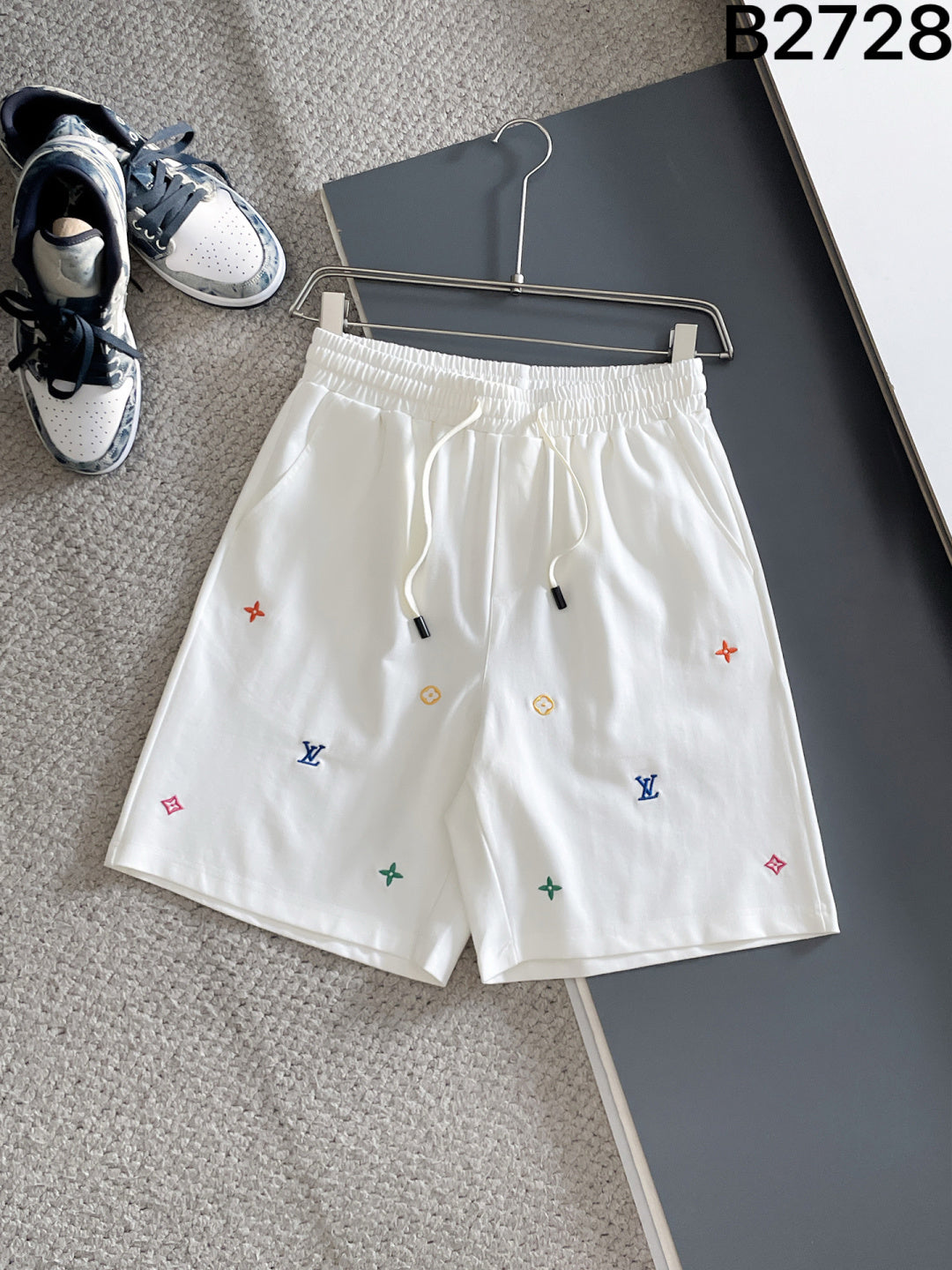 260311 New high-quality multi-color small icon embroidered shorts