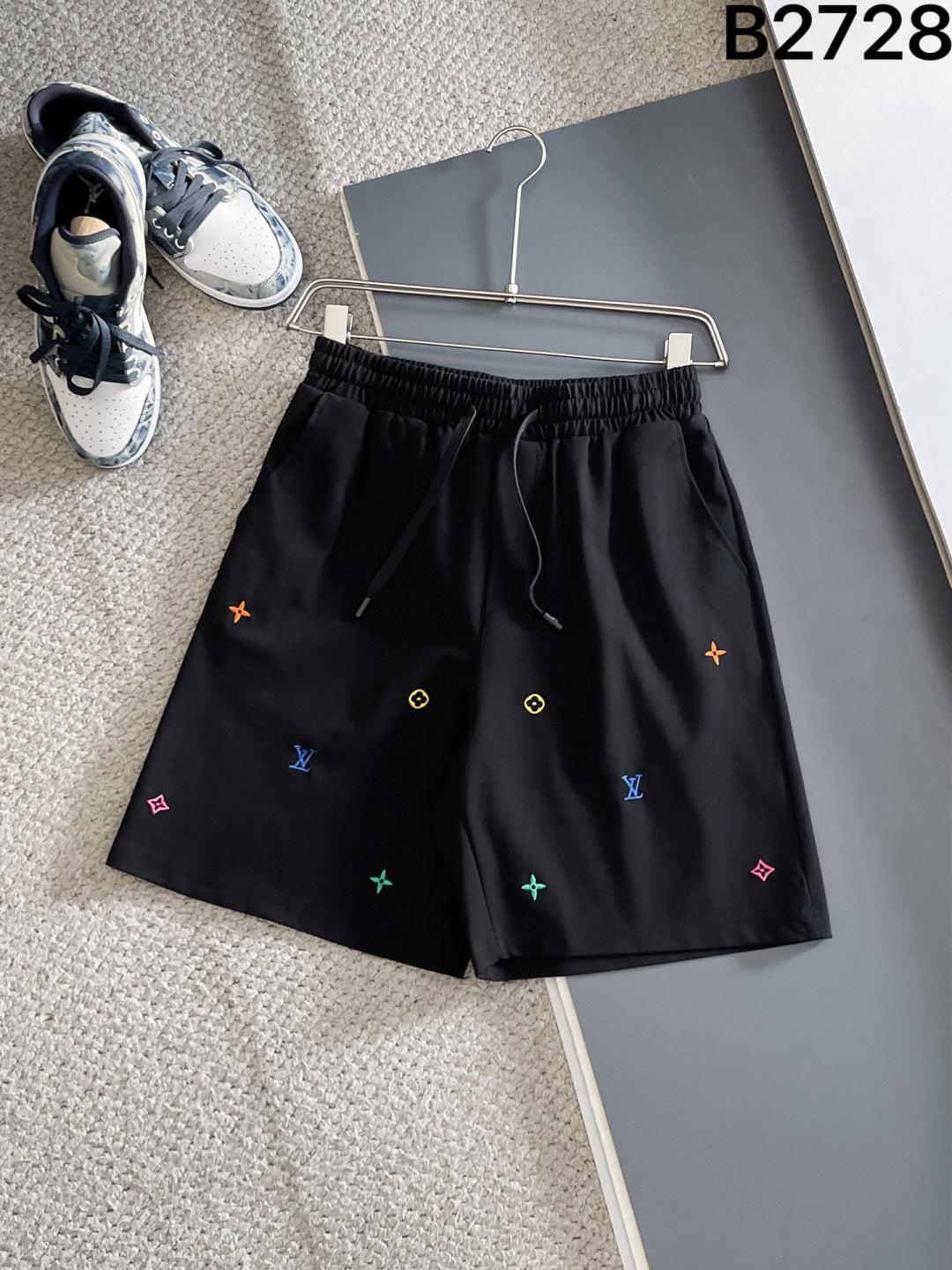 260311 New high-quality multi-color small icon embroidered shorts