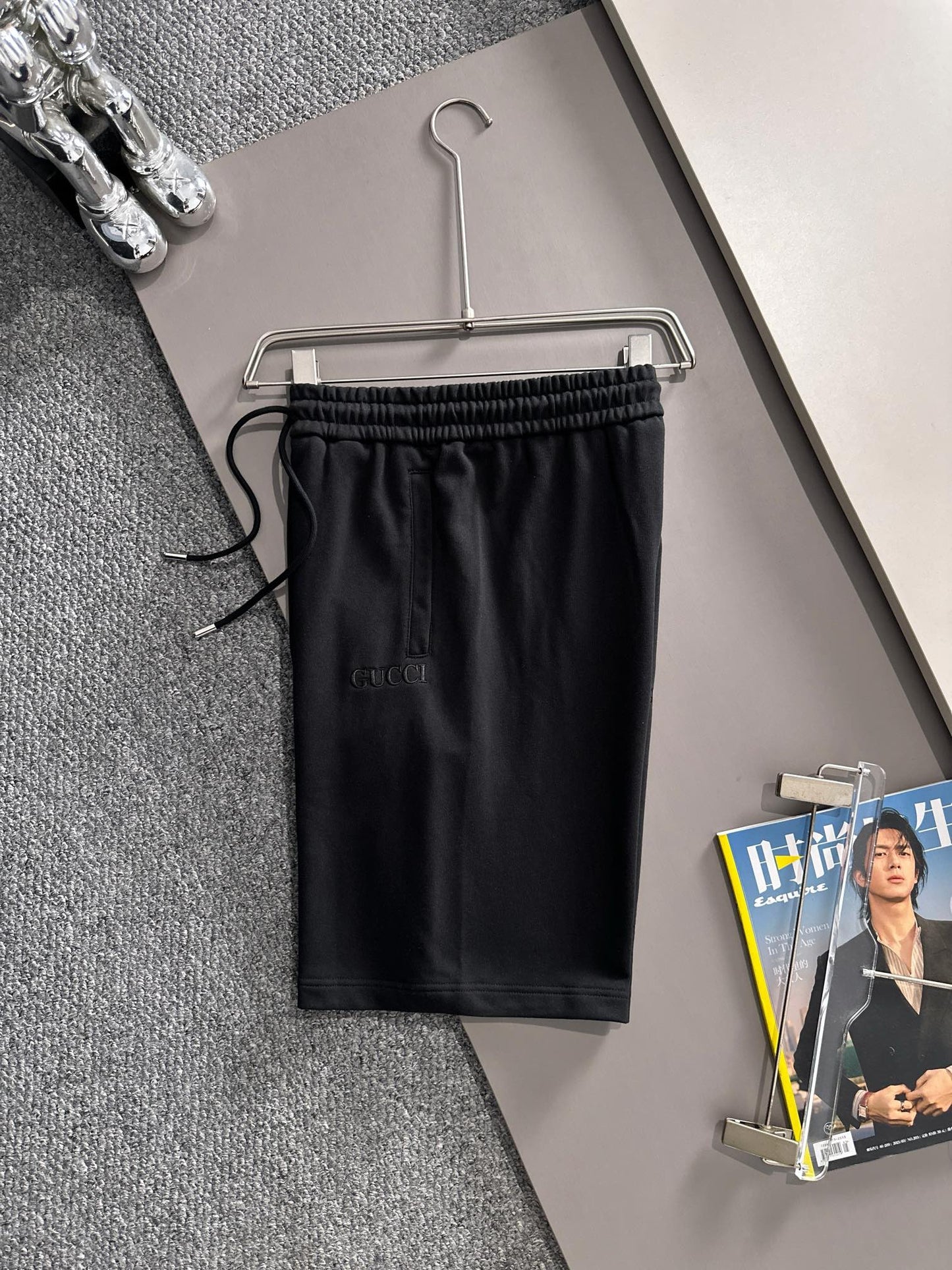 260311 New high-quality large-pattern embroidered fabric shorts