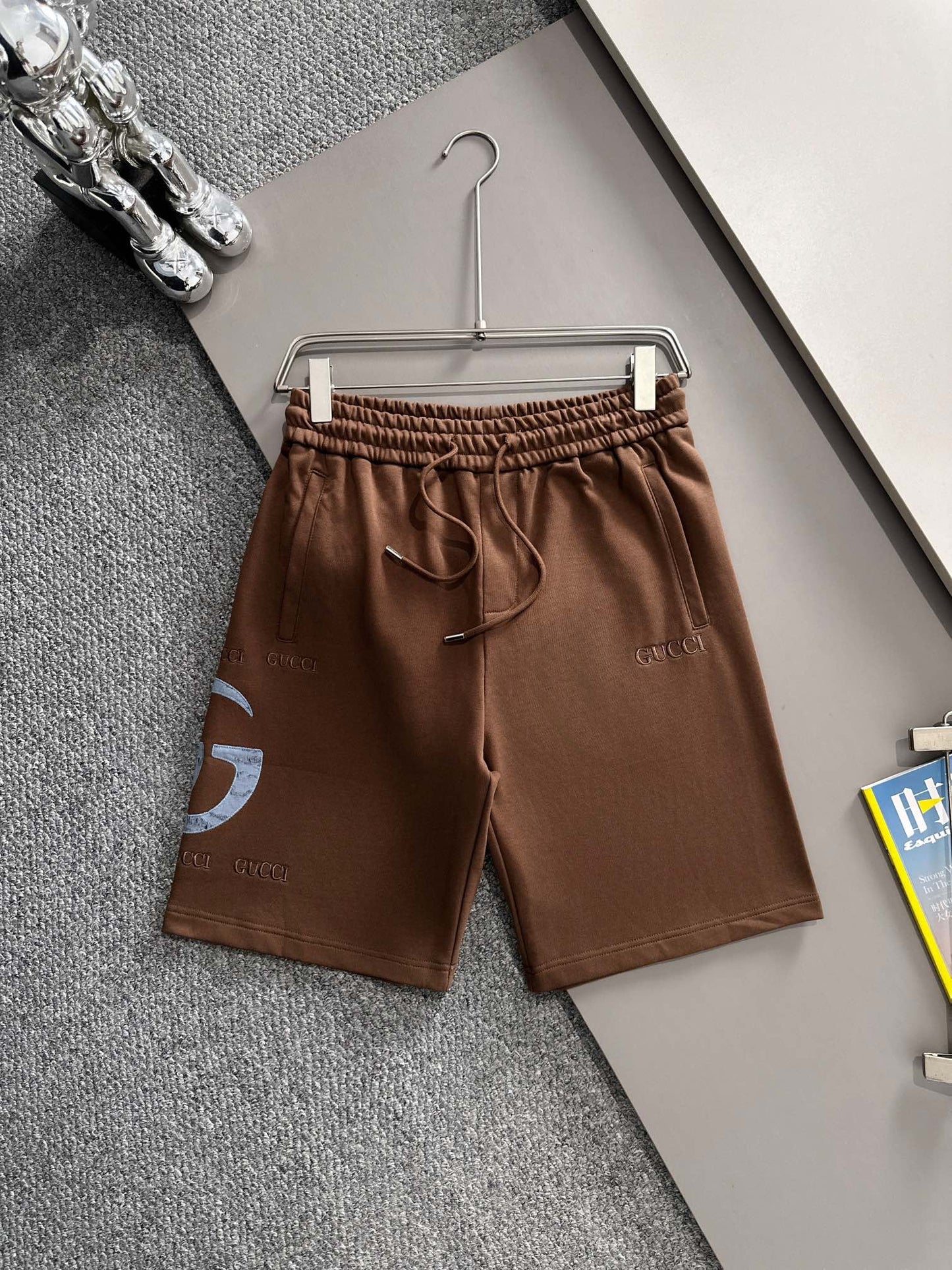260311 New high-quality large-pattern embroidered fabric shorts