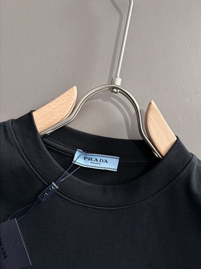 060311 New high-quality pocketed triangular logo T-shirt