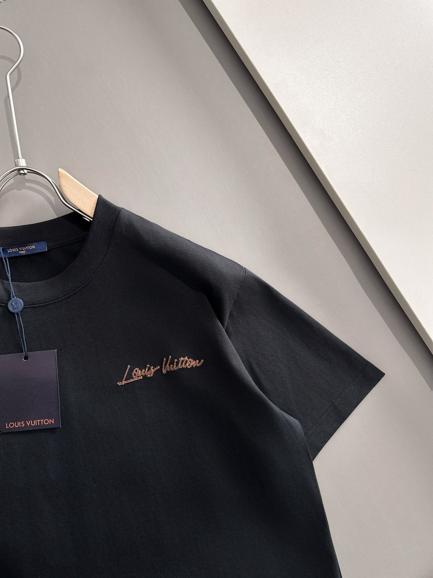 060311 New high-quality multi-technique T-shirt