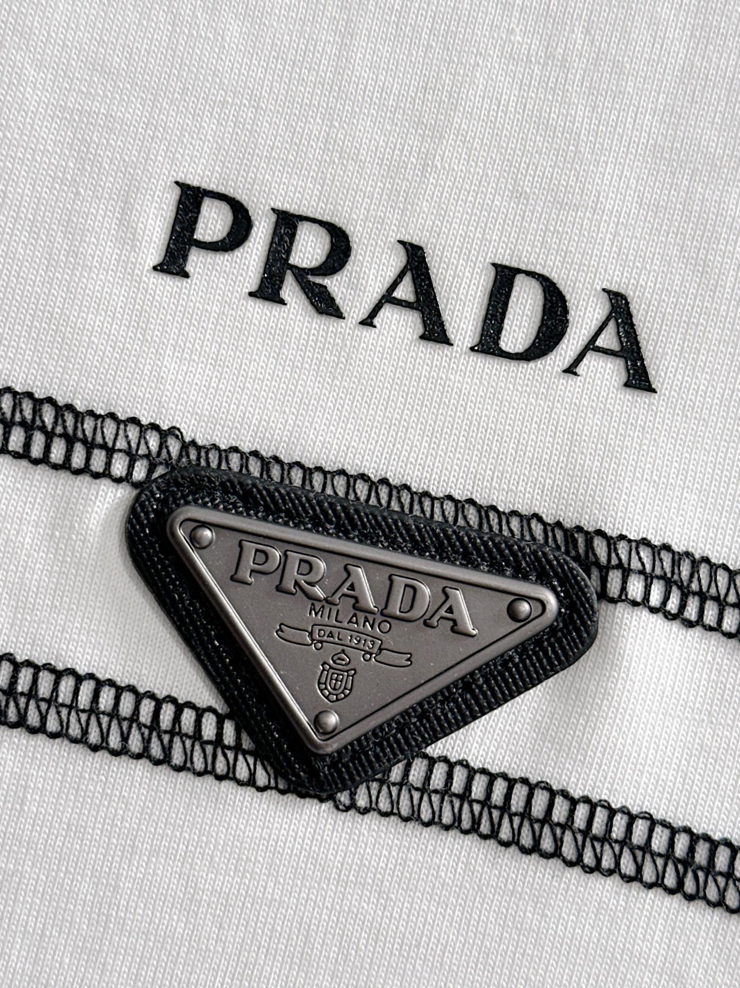 060311 New high-quality classic triangle logo printed T-shirt