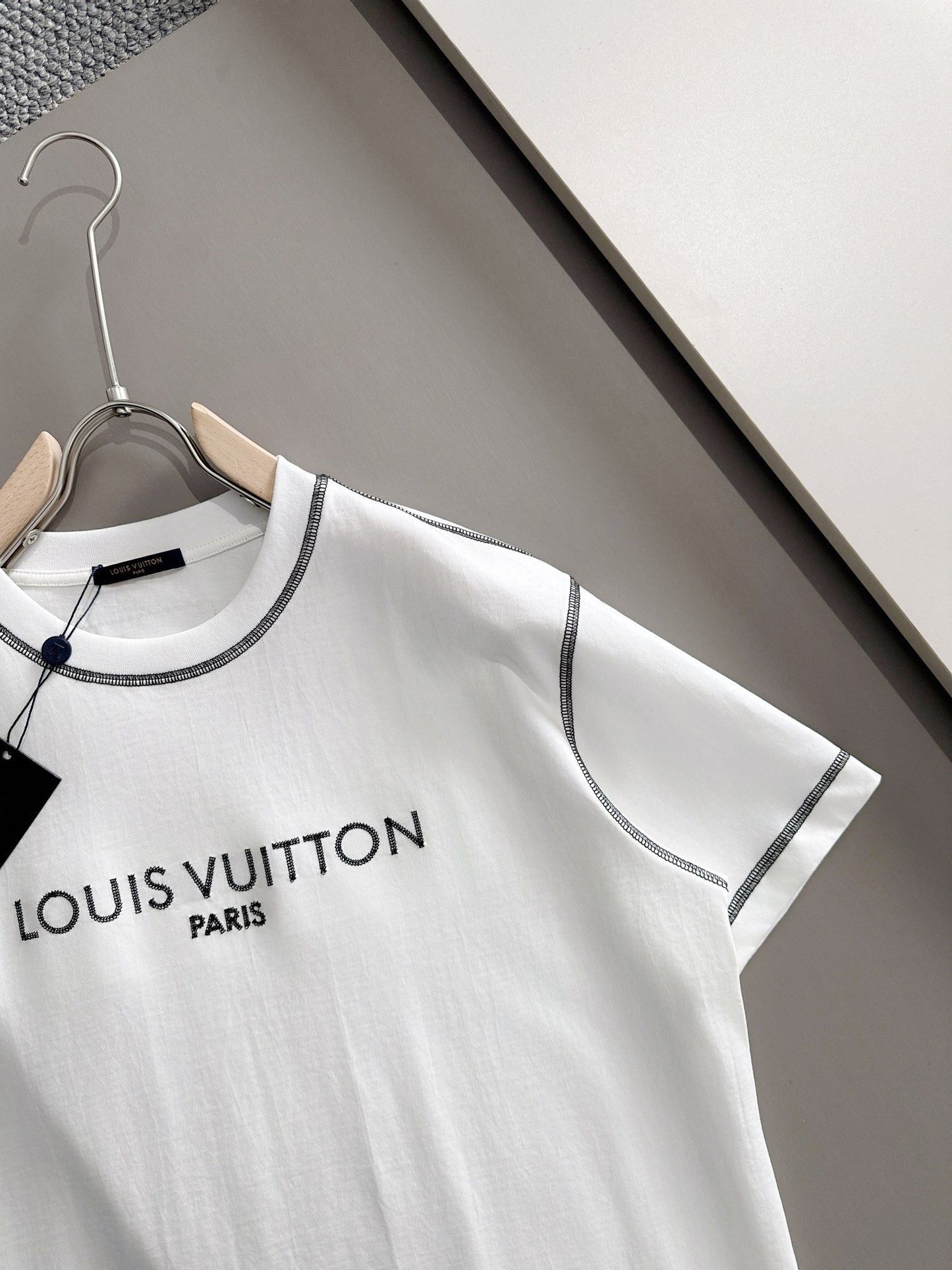 060311 New high-quality color-matched stitching simple T-shirt
