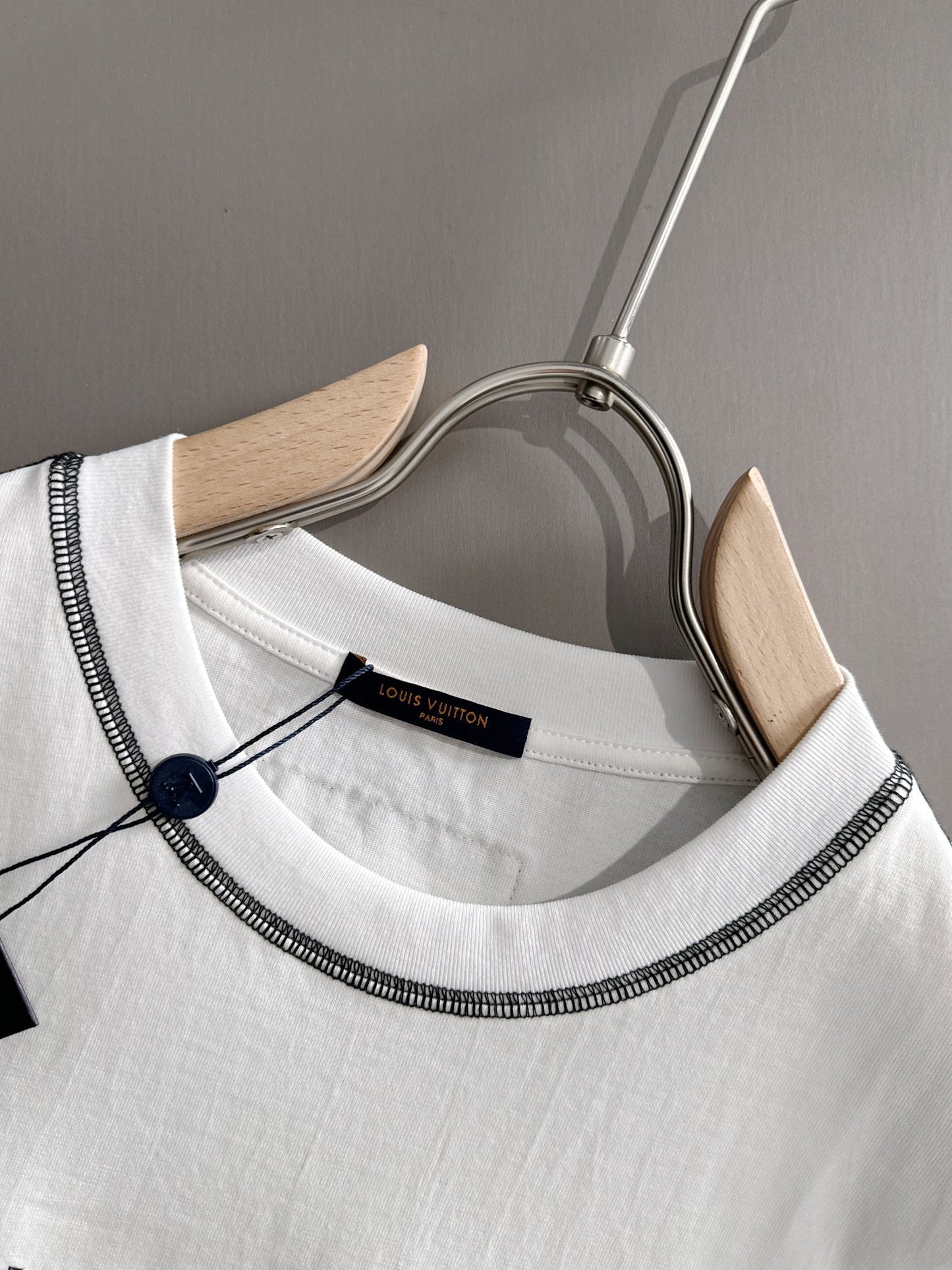 060311 New high-quality color-matched stitching simple T-shirt