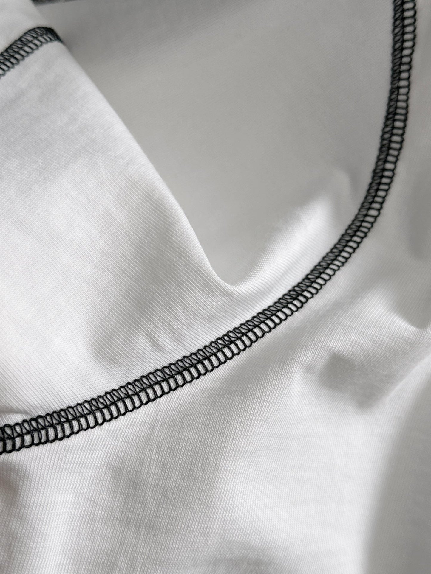 060311 New high-quality color-matched stitching simple T-shirt