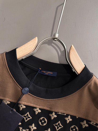 060311 New high-quality, feature-rich, full-patterned T-shirt