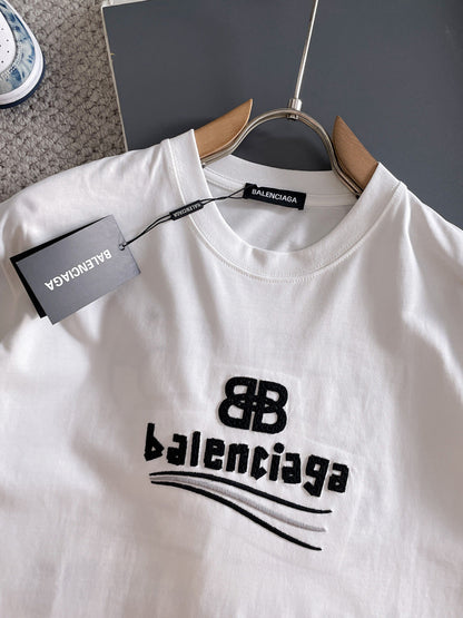 060311 New high-quality and elaborately crafted stitched floaty T-shirt