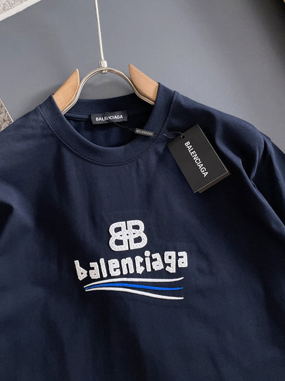060311 New high-quality and elaborately crafted stitched floaty T-shirt