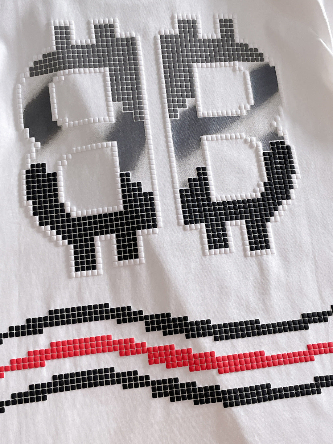 060311 New high-quality and elaborately crafted bubble T-shirt