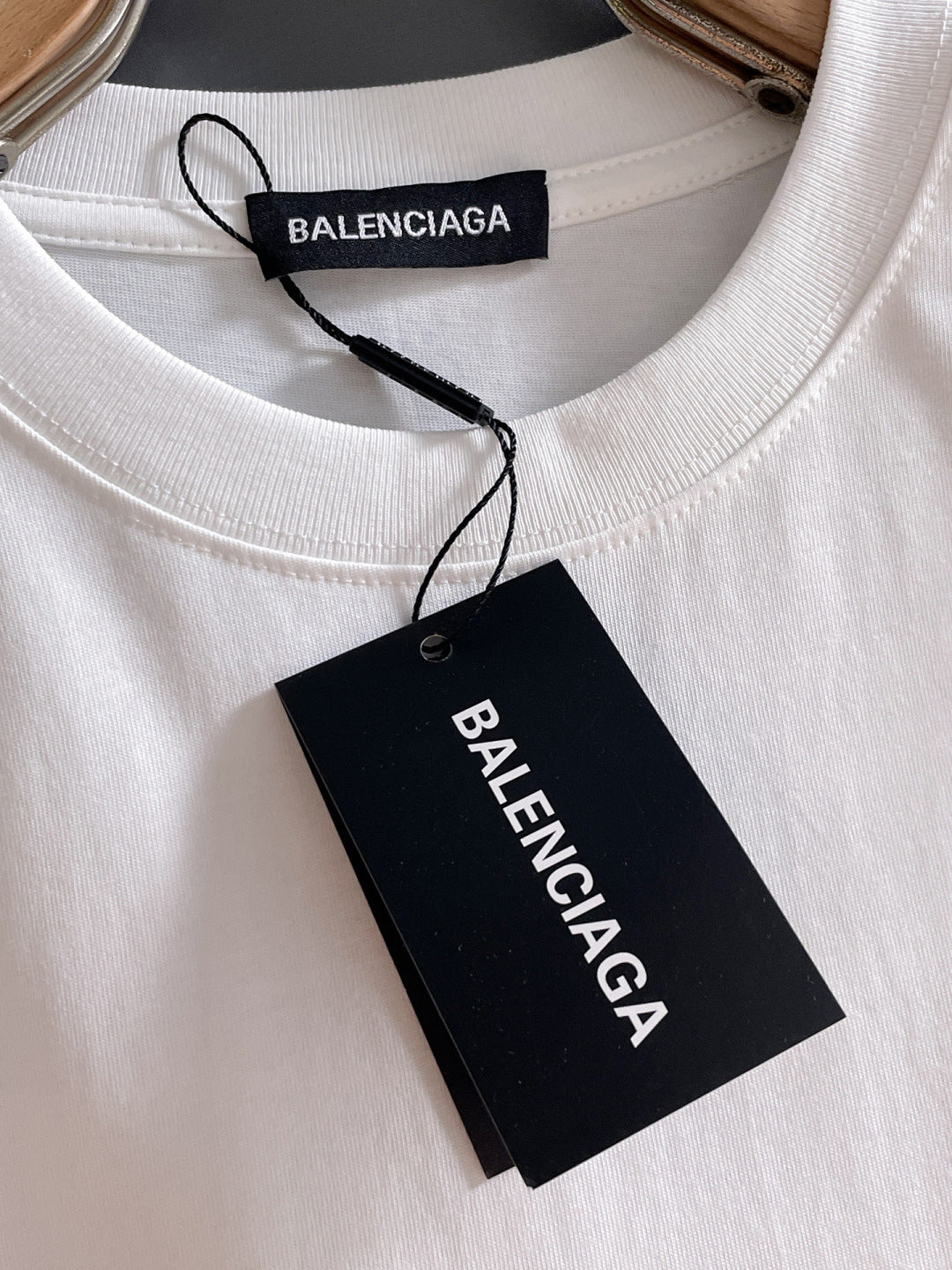 060311 New high-quality and elaborately crafted bubble T-shirt