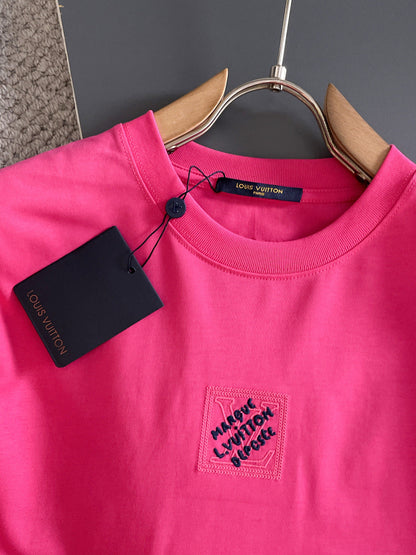 060311 New high-quality multi-technique stitched T-shirt