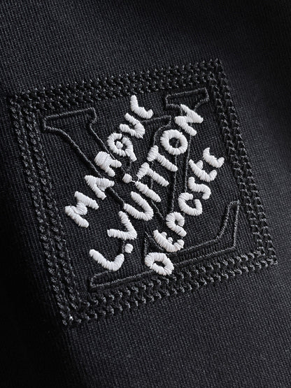 060311 New high-quality multi-technique stitched T-shirt