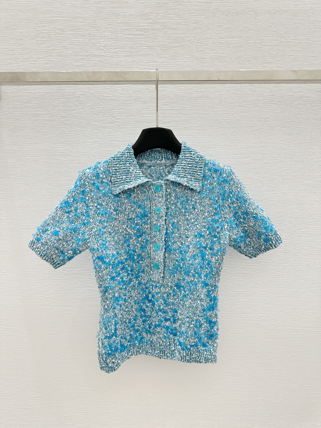 260315 New spring-autumn design-inspired contrast-color knitted polo shirt
