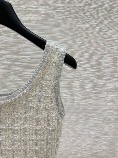 260315 New spring-autumn round-neck beaded vest