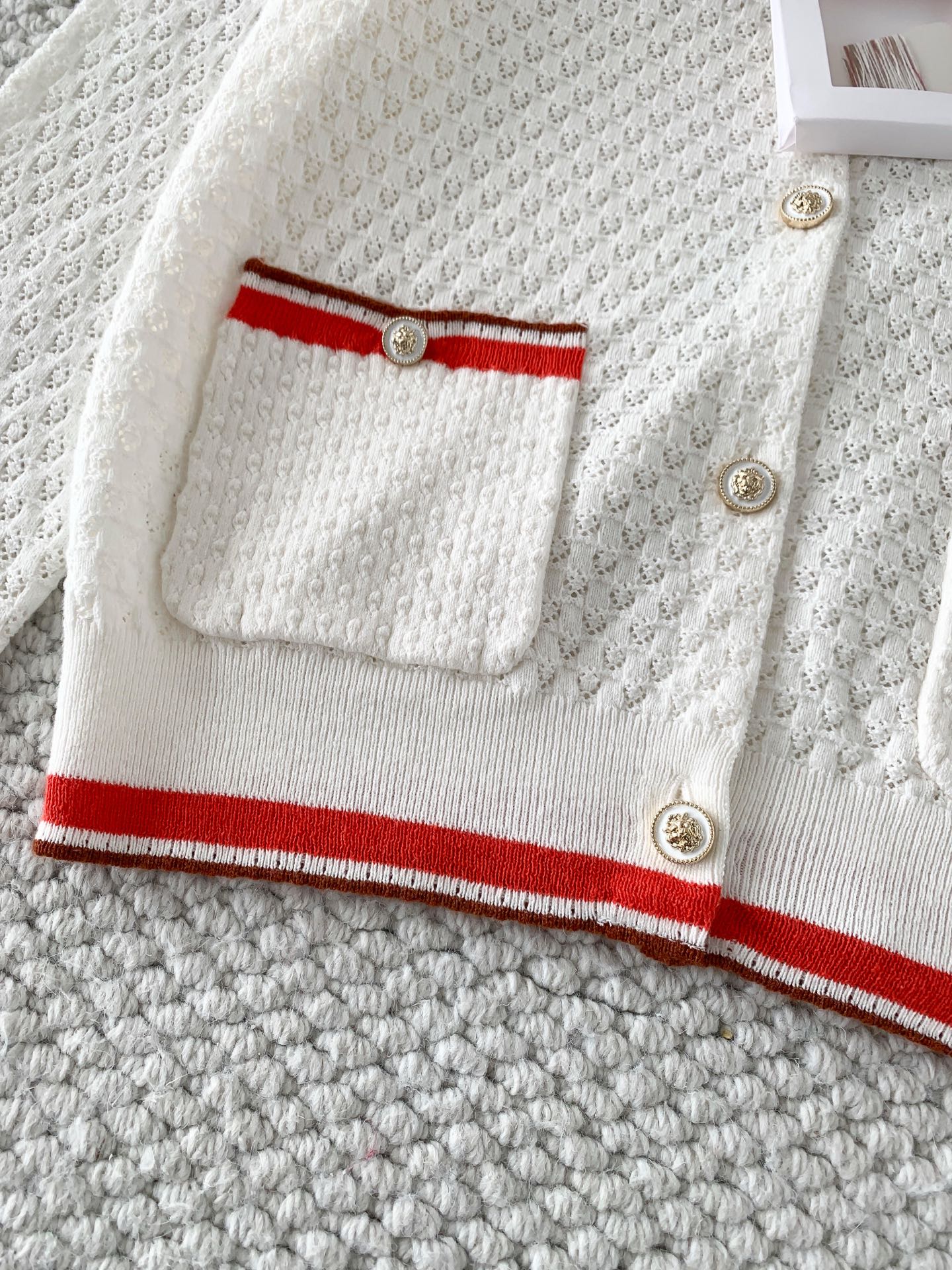 260315 New spring-autumn style white and red striped knitted cardigan