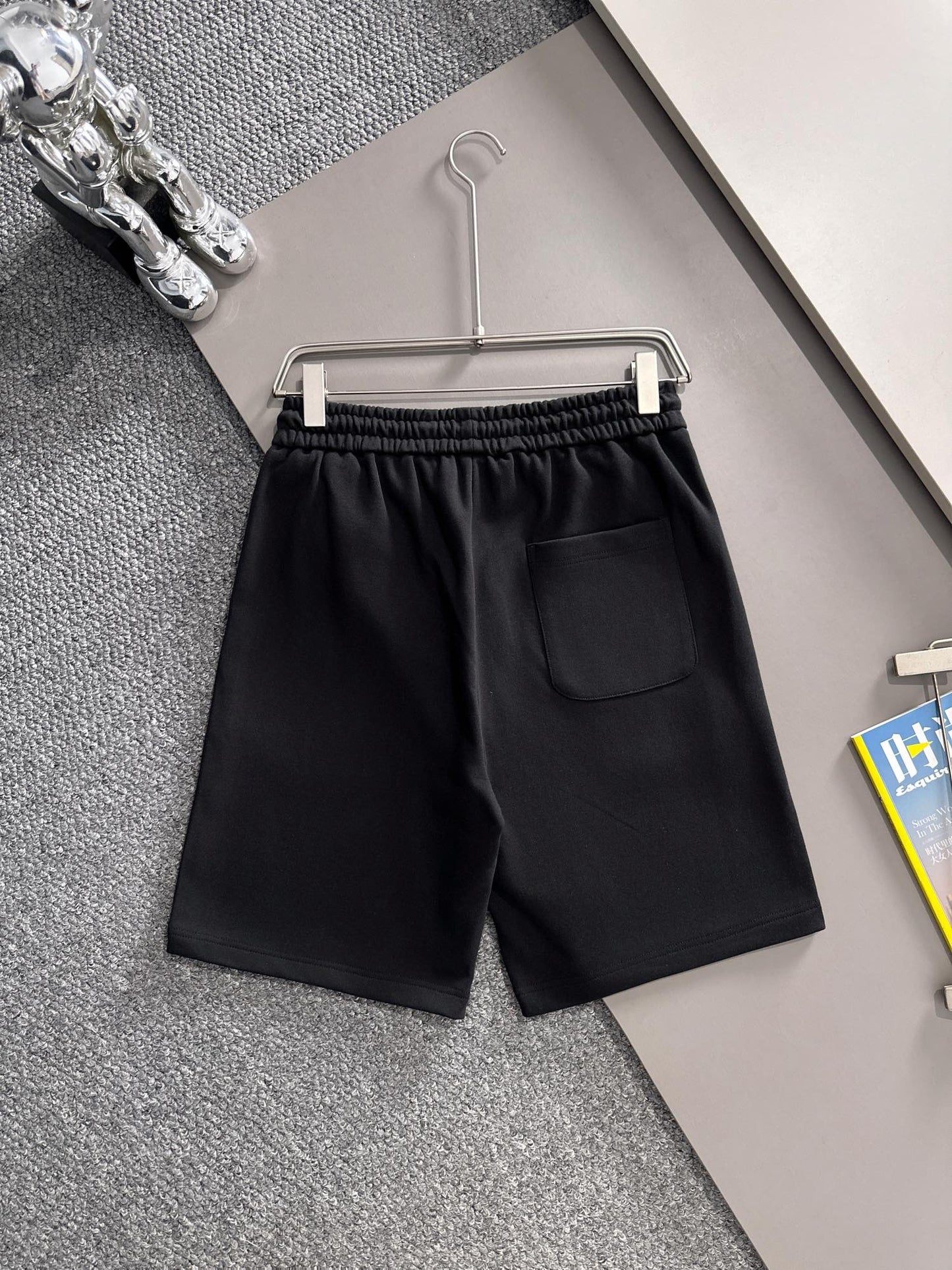 260317 New high-quality knitted classic triangle logo embroidered shorts