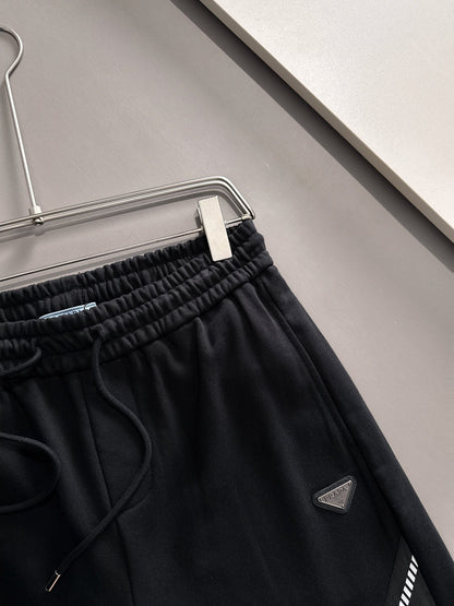 260317 New high-quality knitted classic triangle logo embroidered shorts