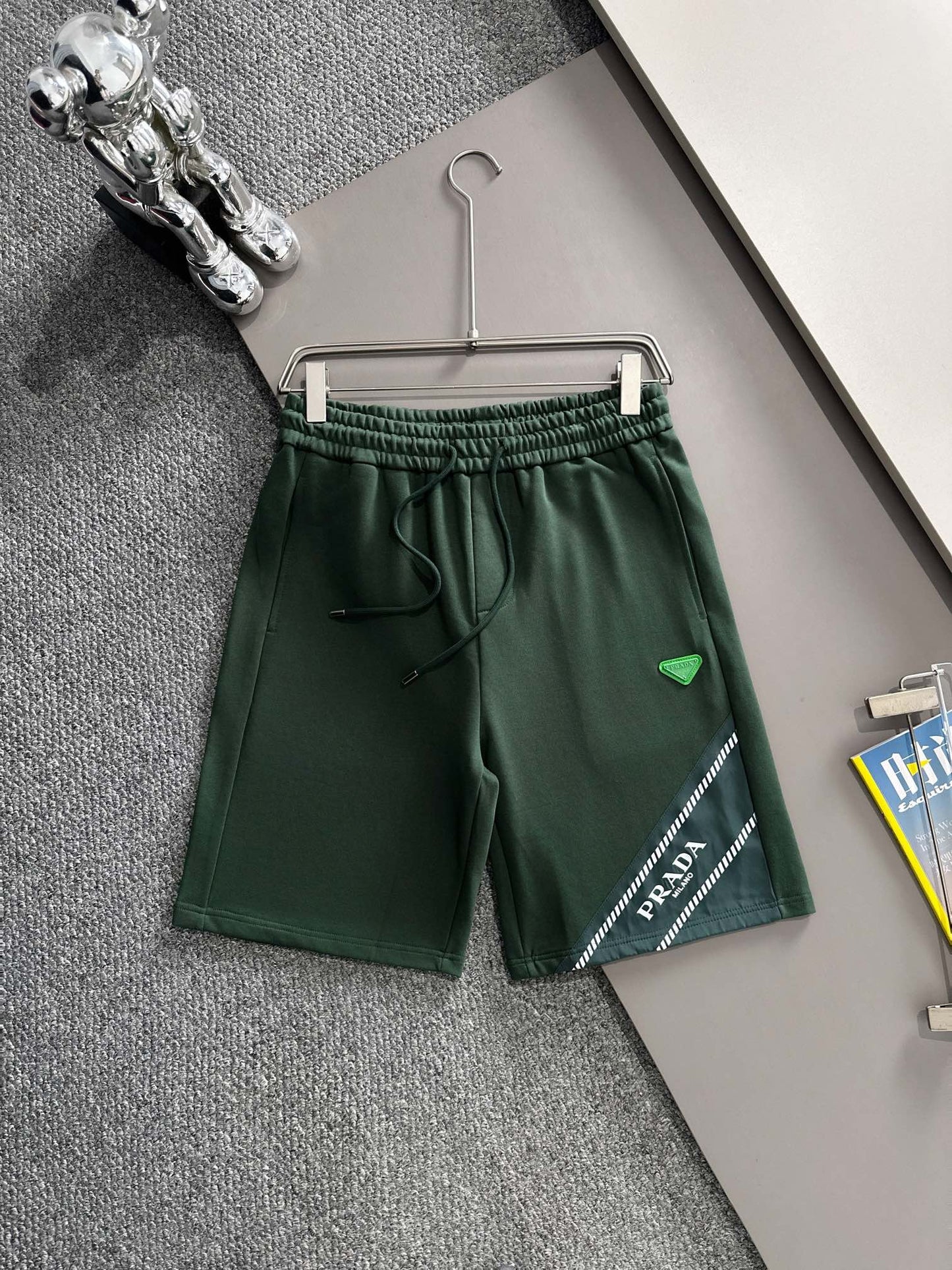260317 New high-quality knitted classic triangle logo embroidered shorts