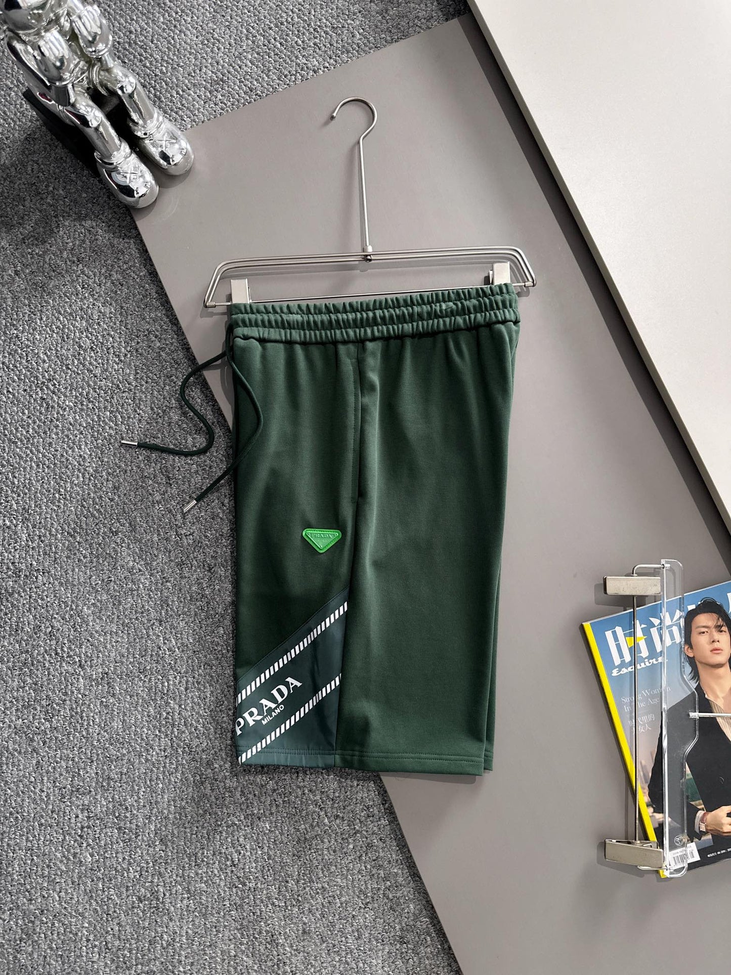 260317 New high-quality knitted classic triangle logo embroidered shorts