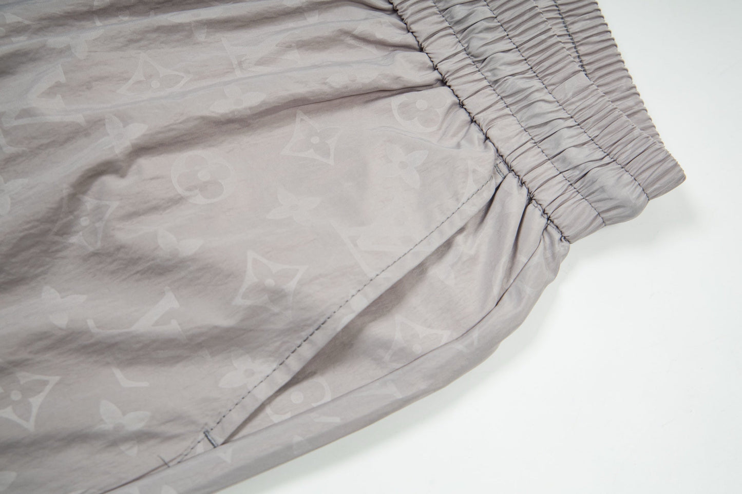 260317 New high-quality beach pants with built-in internet access