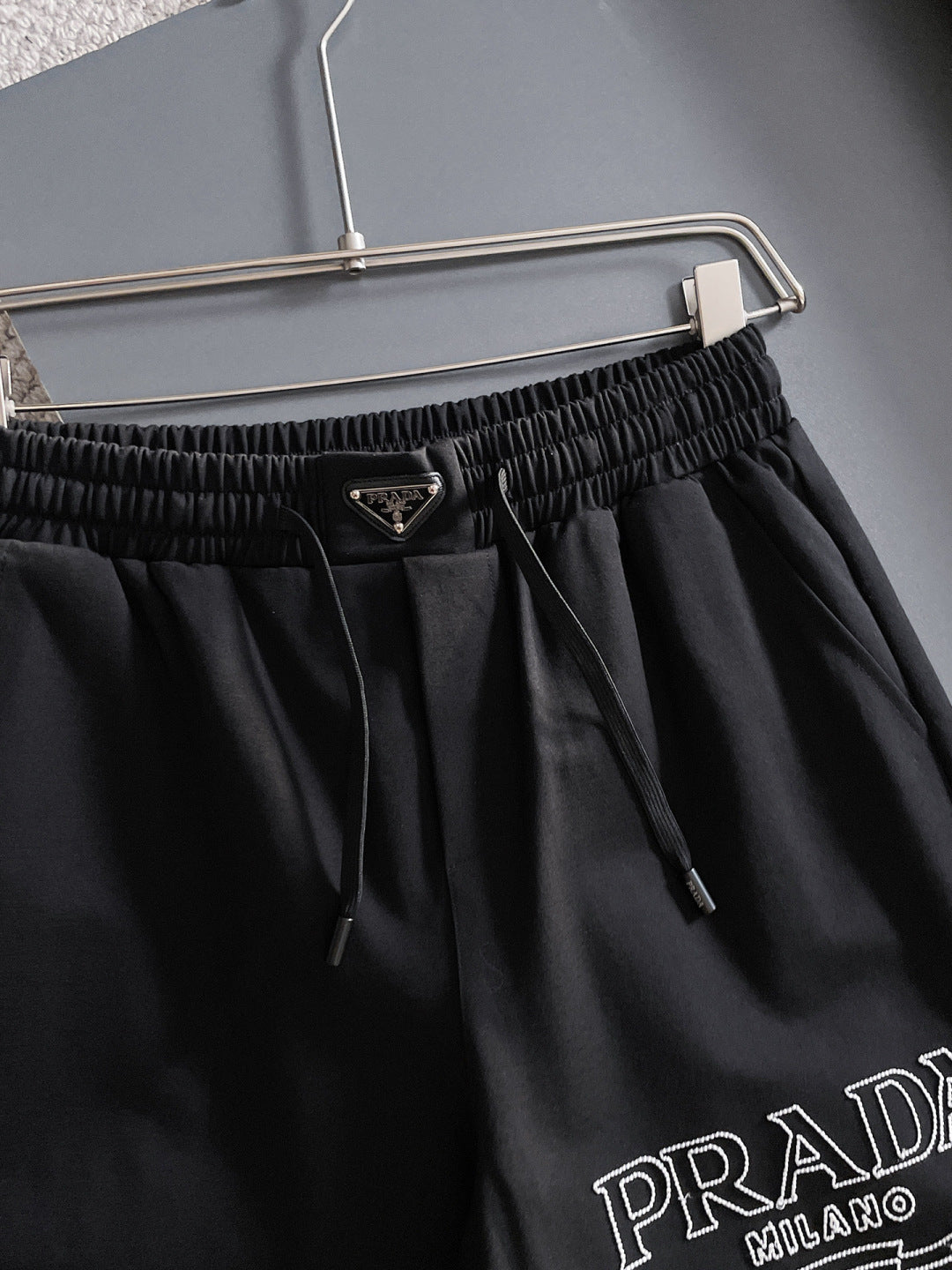 260317 New high-quality metal-stitched floral shorts