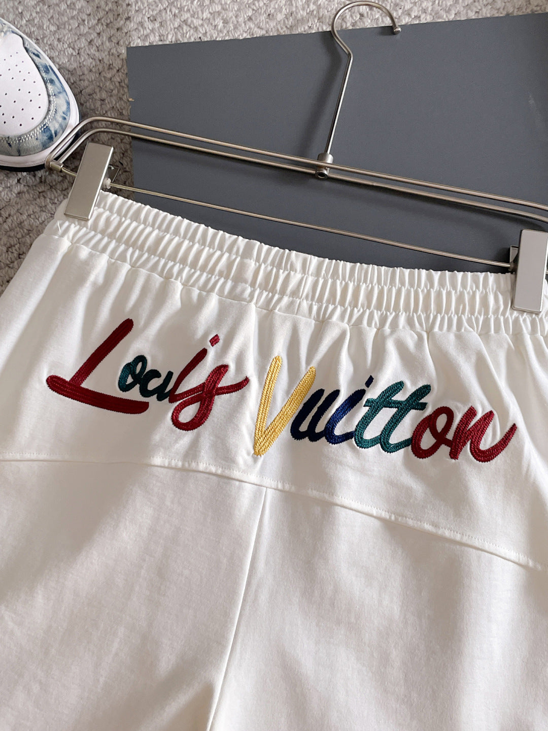 260317 New high-quality gradient embroidery shorts