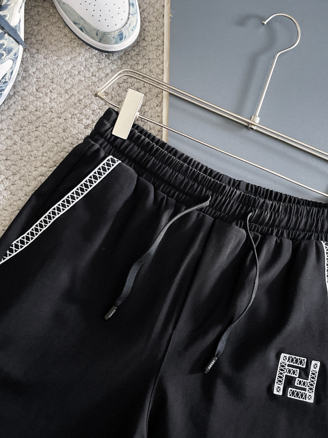 260317 New high-quality knitted design-color contrast short pants