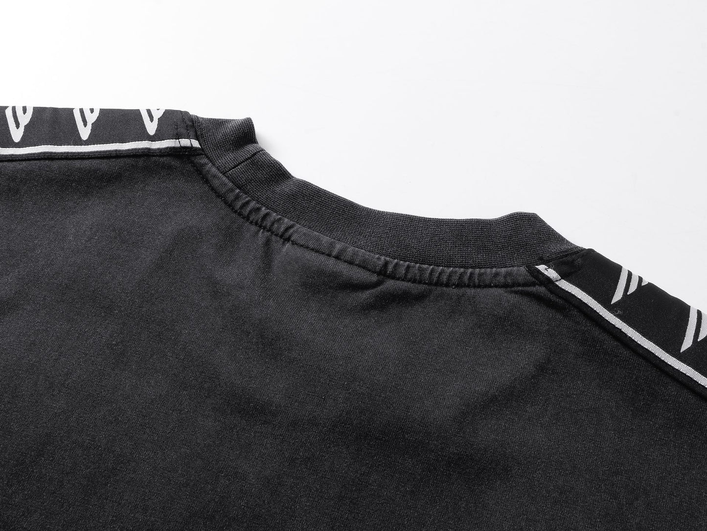 260317 New high-quality washed and distressed T-shirt