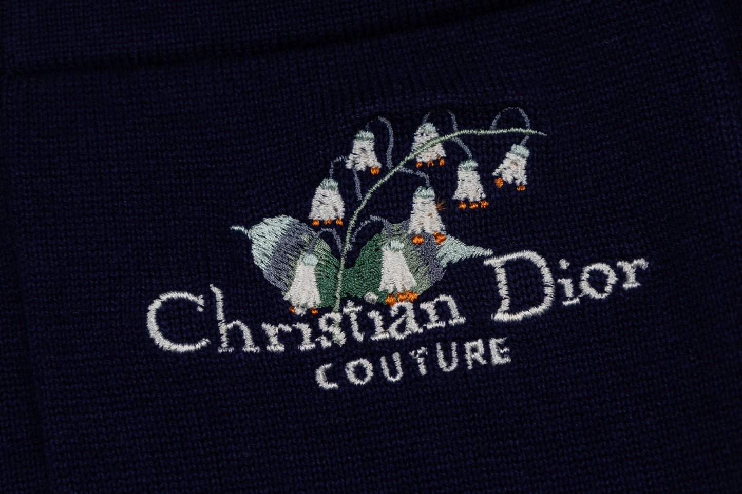 260323 New top-quality, flawlessly crafted bellflower embroidery wool-polyester POLO