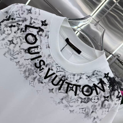 260323 New high-quality T-shirt with printed and embroidered collar design