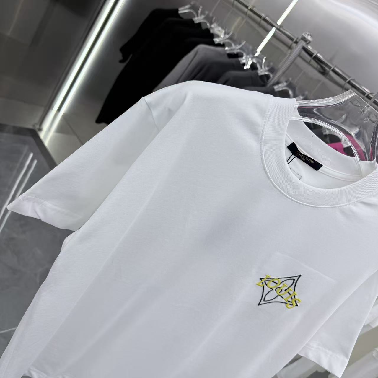 260323 New high-quality simple embroidery design T-shirt