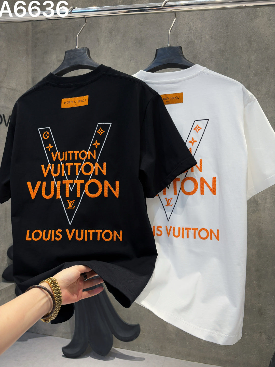 260323 New high-quality, finely embroidered T-shirt
