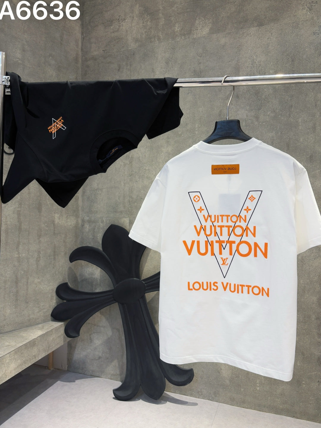 260323 New high-quality, finely embroidered T-shirt