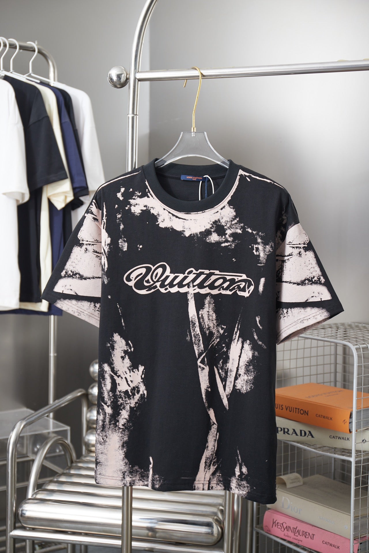 260323 New high-quality graffiti-overprinted print T-shirt