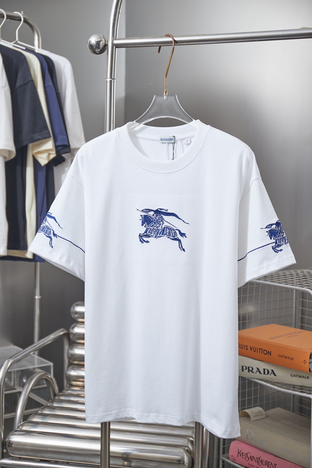 260323 New high-quality horse logo embroidered T-shirt