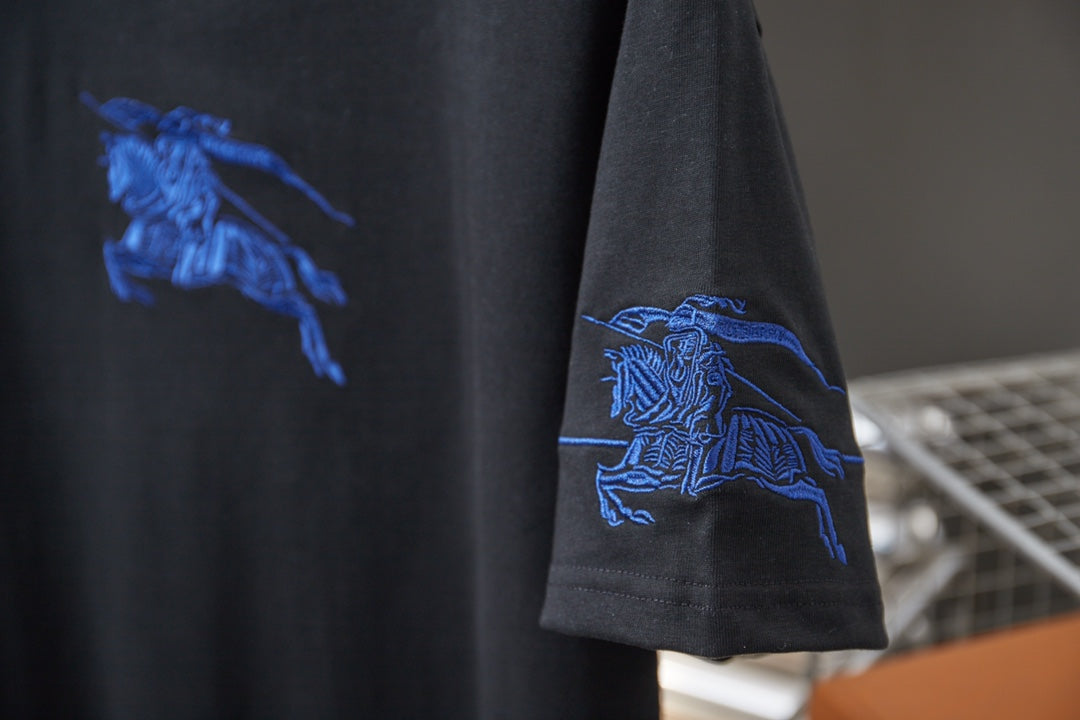 260323 New high-quality horse logo embroidered T-shirt