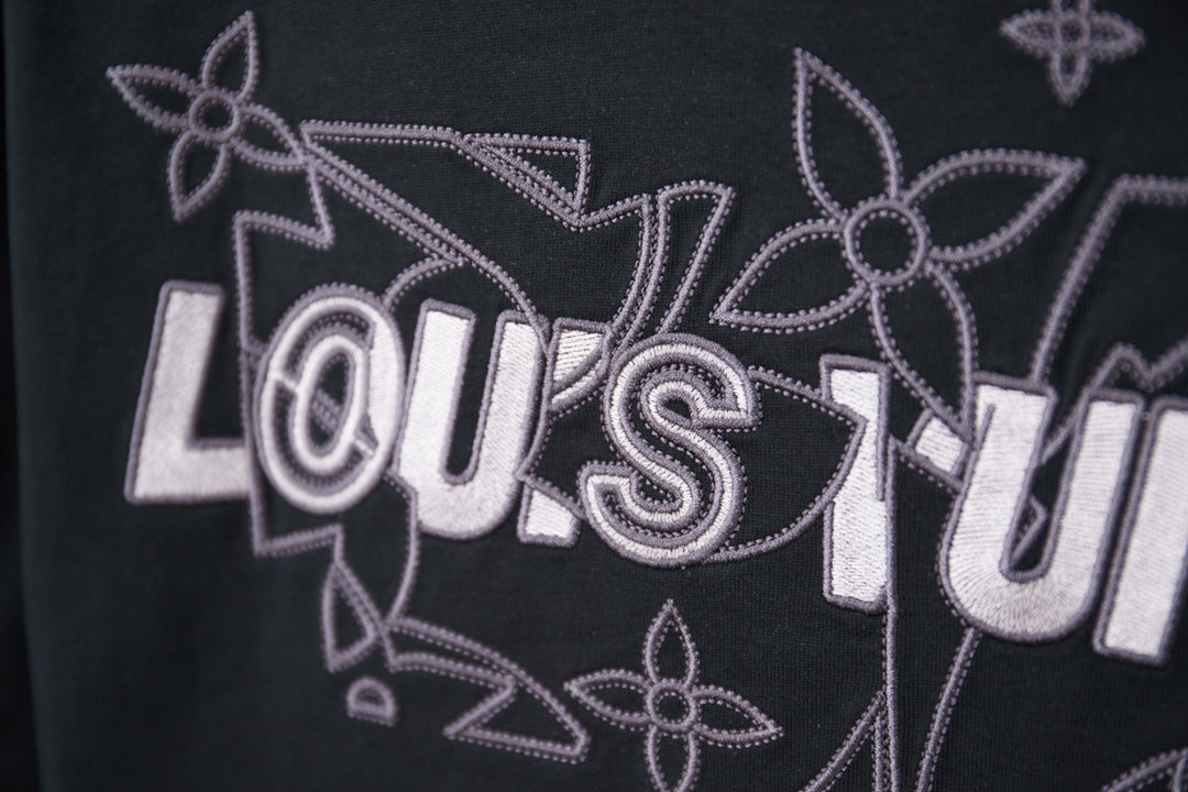 260323 New high-quality, feature-rich patchwork embroidered T-shirt