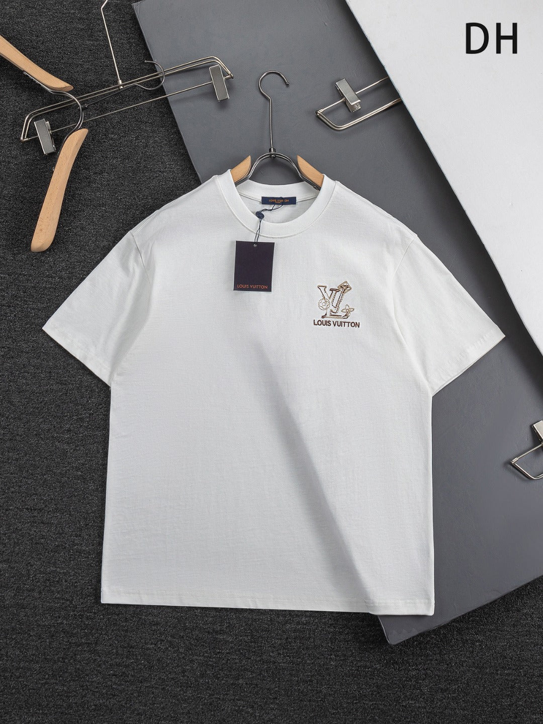 260415 New high-quality small logo embroidered simple T-shirt